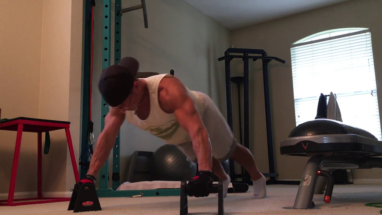 chest and back workout female gym 4 Exercise Bodyweight Chest and Back Workout