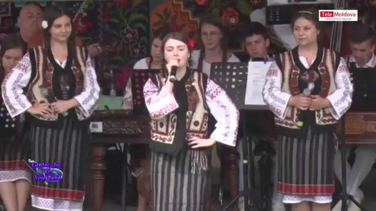 Emisiune realizata de Laurentiu Ursache la Telemoldova Festivalul Mugurelul - Lorena Dupu live muzica populara bihor