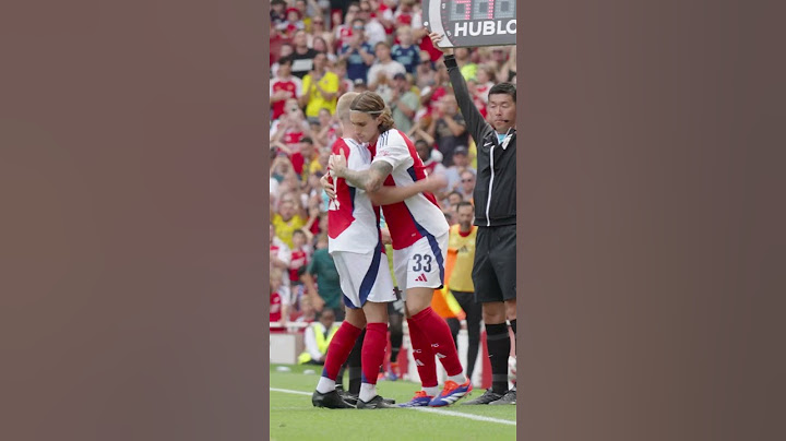 CALAFIORI MAKES ARSENAL DEBUT!