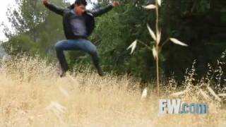 Taylor Lautner [Jacob Black] Flips Out!!