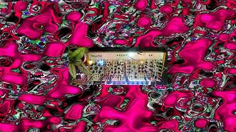 Patching In #25 - Ensemble Oscillator