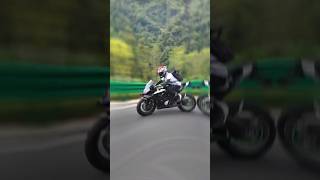 Everything Has Cracks, And A Four-Cylinder Engine Isnt Necessarily The Best.