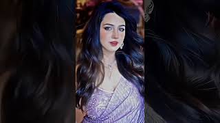 Roshini Walia, Roshini Wallia Hot