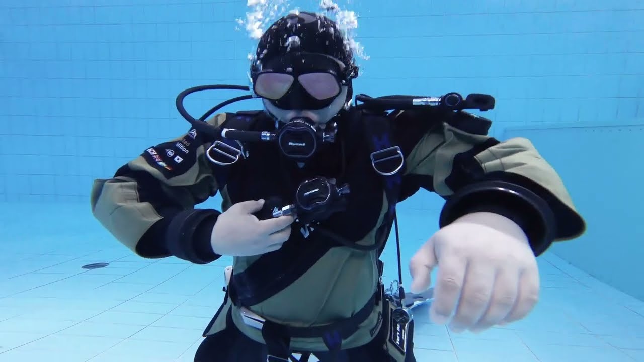 드라이슈트 스페셜티 교육 제한수역 영상