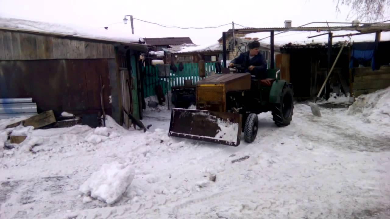 Трактор с двигателем москвич