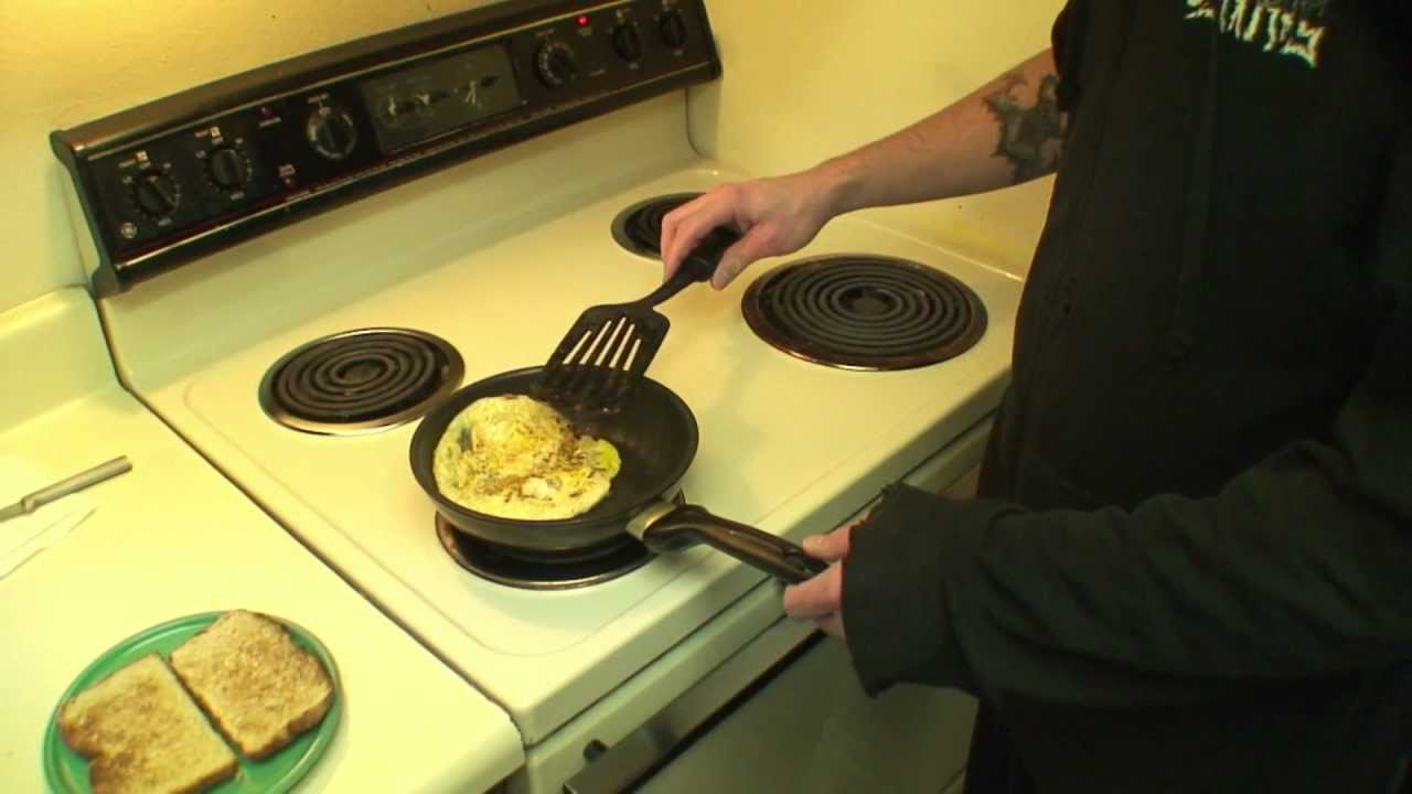 How to make a fried egg sandwich. YouTube