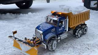 Rc 4ever...Bruder Mack Granite Dump Truck conversion with working snow plow attachment screenshot 1