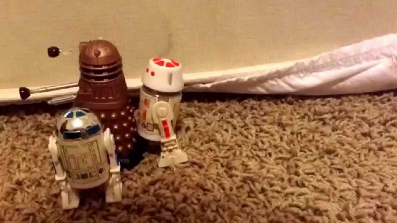 Vintage r2d2 meets a new dalek - YouTube