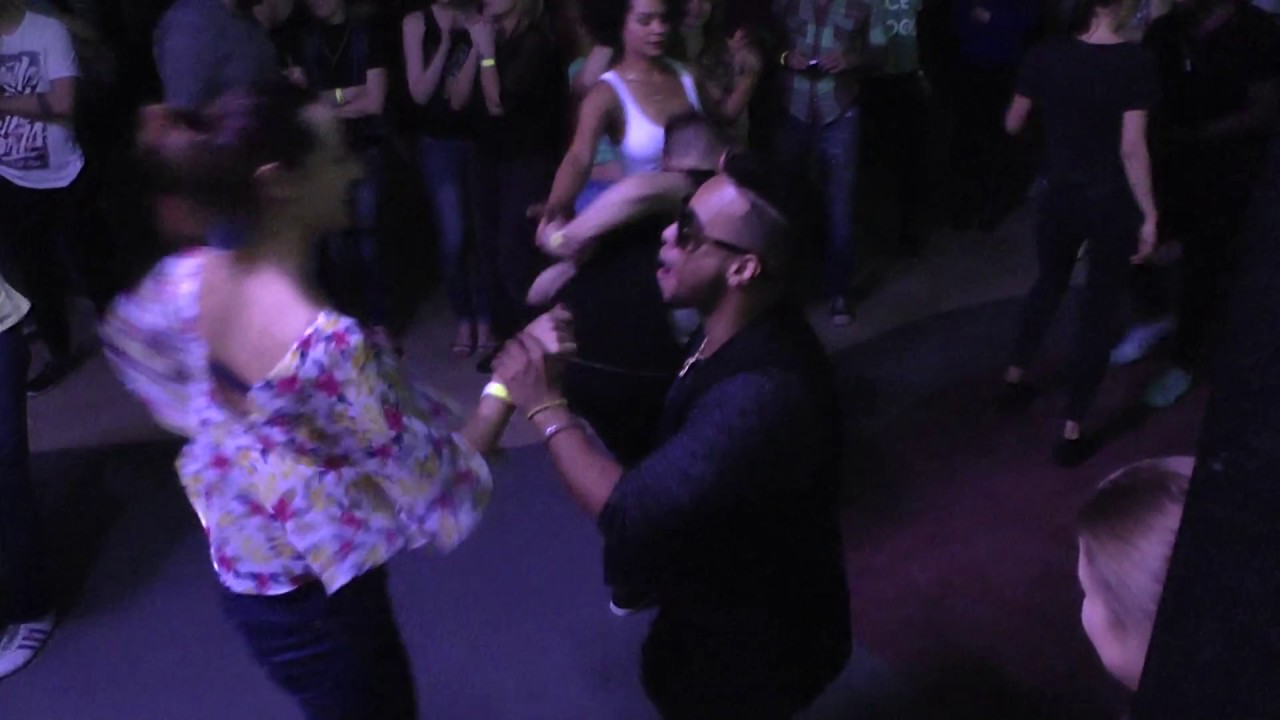 Alina y Yoannis - Goza a lo cubano