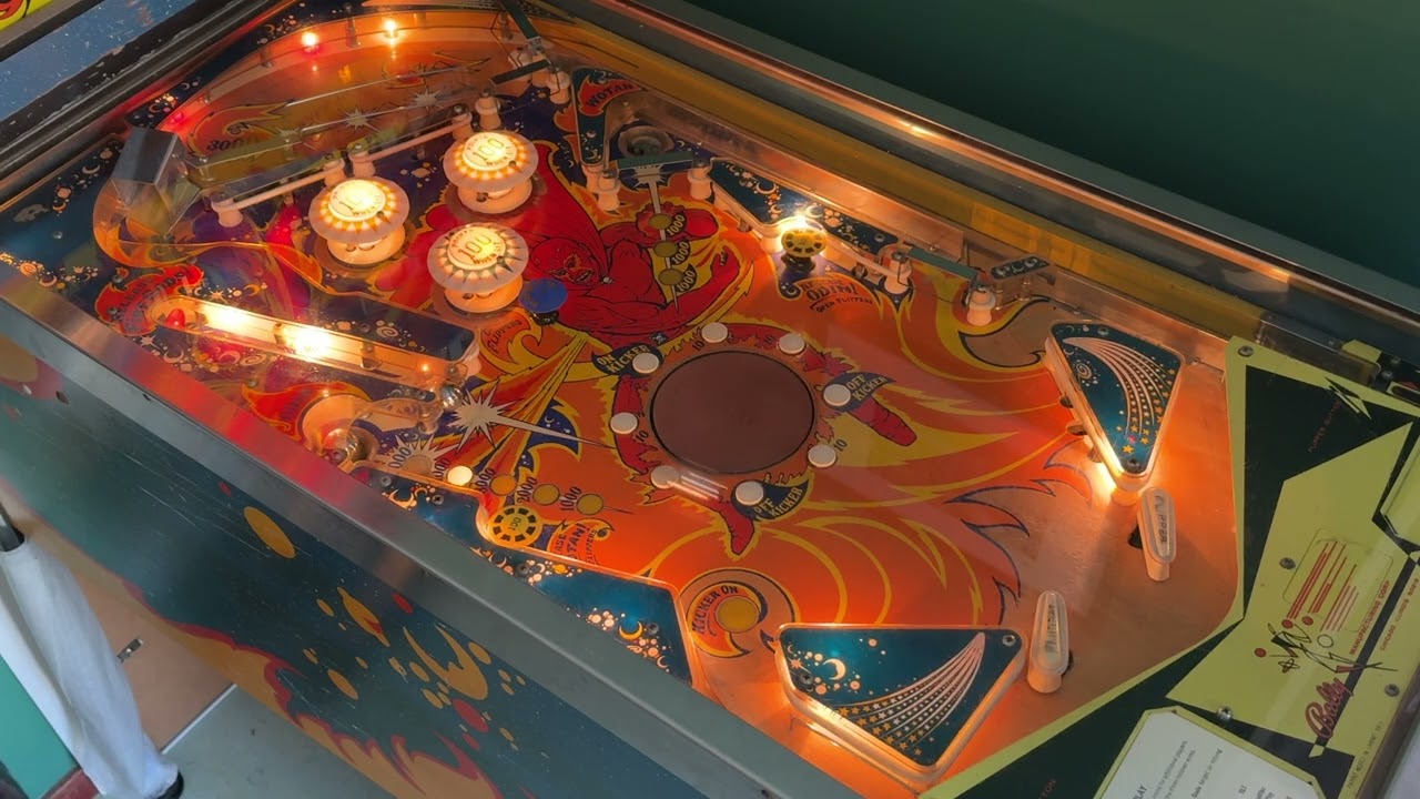Bally Fireball skill shot, hitting the captive messenger ball and multiball