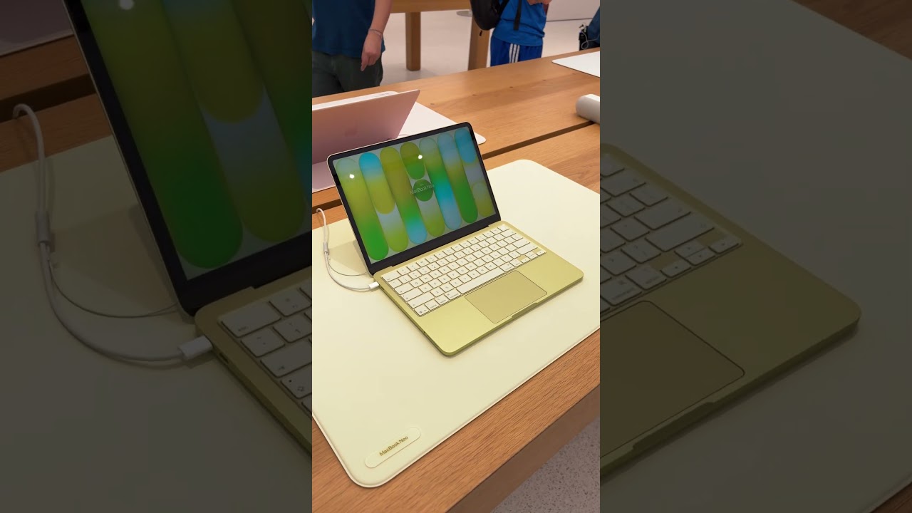 macbook neo is lowk so cute wtf