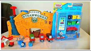 Thomas & Friends Take N Play Train Maker Byron & Percy Construction Pack Playing With Trains