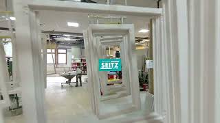 Holzfenster Und Holztüren Aus Eigener Produktion. Werkstatt Und Ausstellung