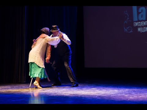 Natalia Latini y Sebastián Zapulla bailan "Viejo Portón" - Biagi / Ibañez #SancayetanGo 2021