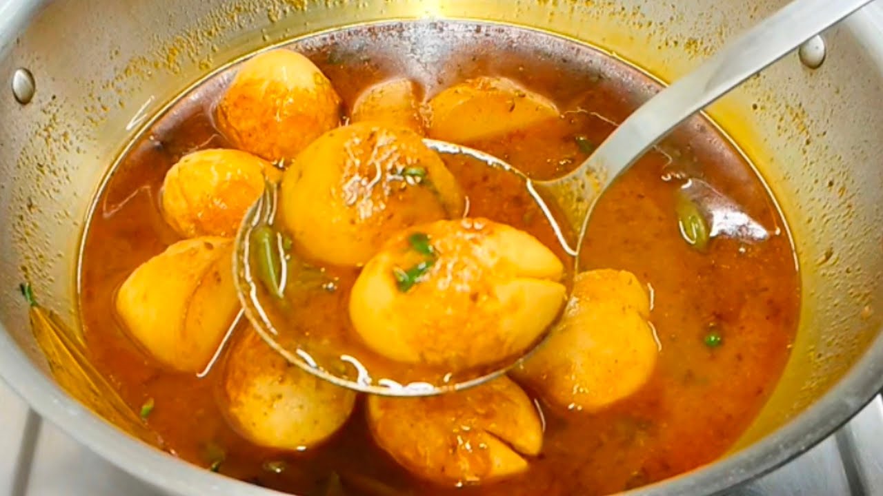 Taley Hue Ande Aloo Aa Salan | Traditional Egg Curry Recipe | Dhaba Style Anda Aloo | Anda Aloo 