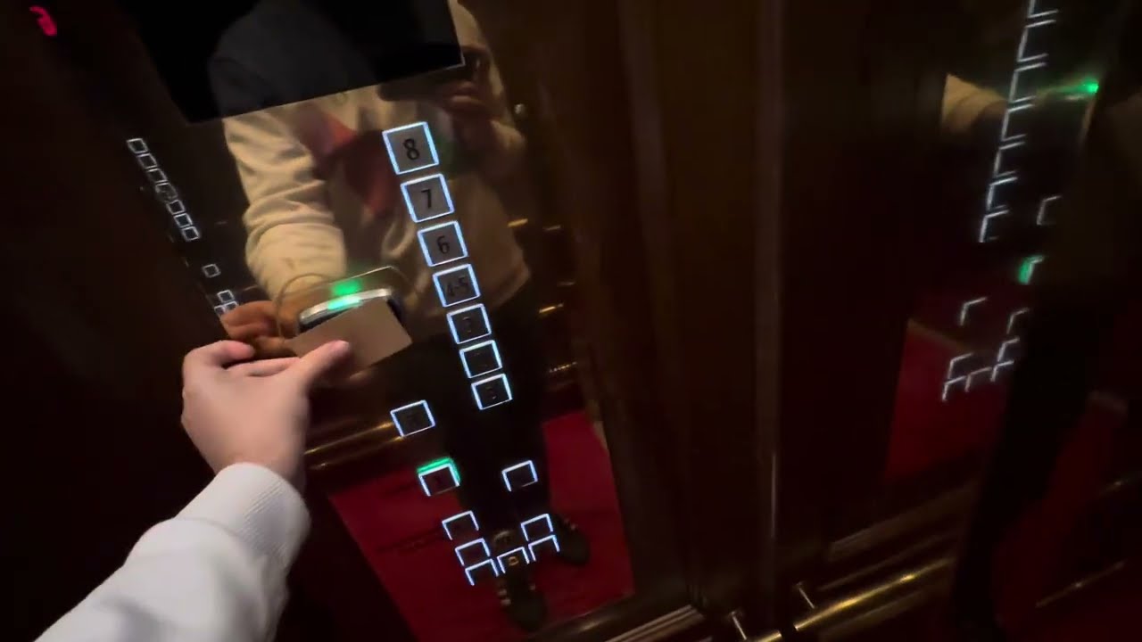 1961 Fortuna Mek. Verksted (rb. 2015 Schindler) MRL traction elevator @ Grand Hotel Oslo, Norway