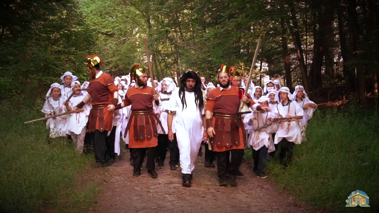 Munkatch Camp Presentation על נהרות בבל