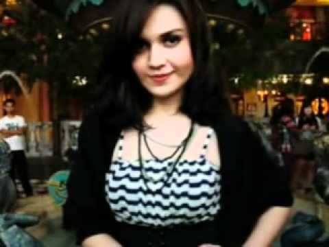 Ridho Rhoma - Sebuah Nama (OST Sajadah Ka'bah)