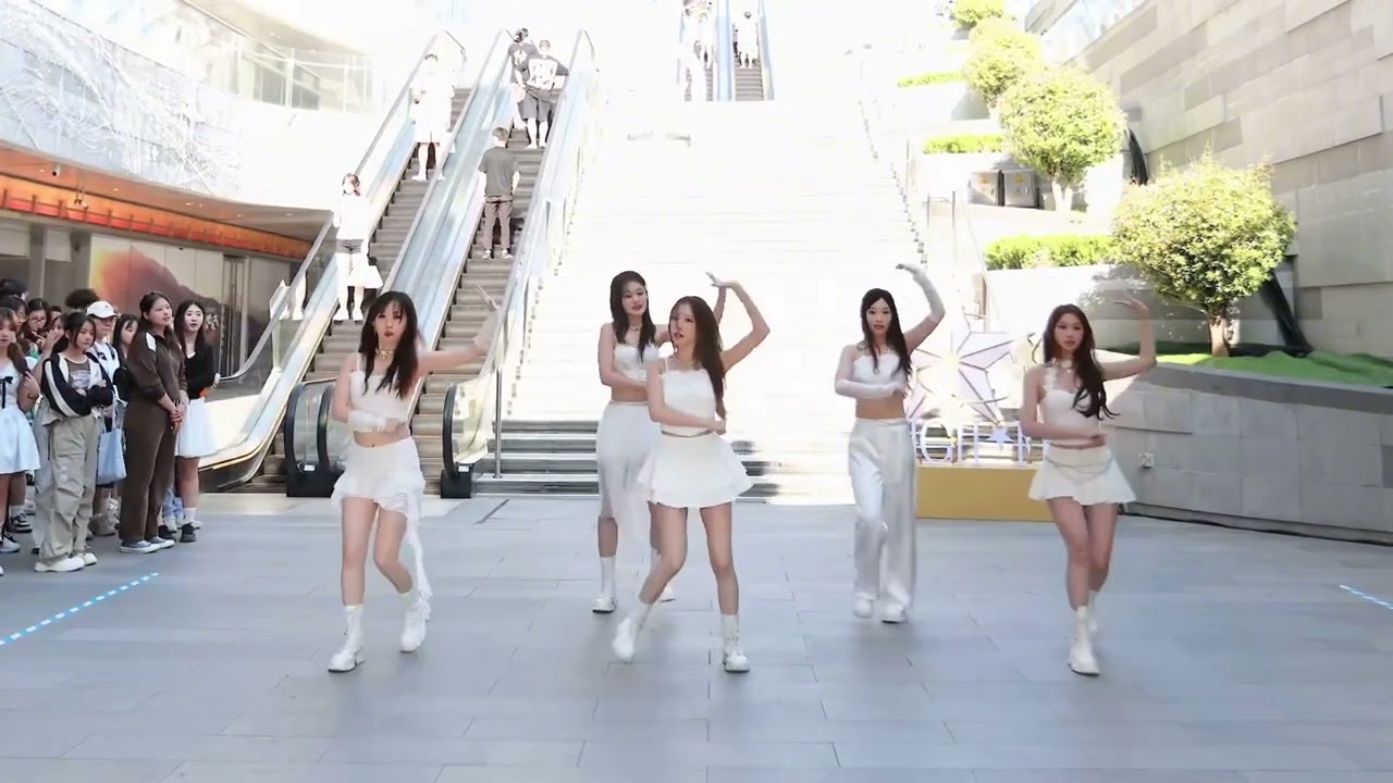 平均身高170跳舞是什么样的 You’re Pitiful（中文版2024）可怜济南万象城路演完整版直拍｜有梦想谁都了不起@曹璐LuLu   fiestar可怜 随机舞蹈 路演 曹璐fiestar