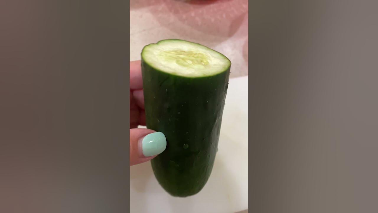 Cucumber snack with Tajin and lemon 🥒 🍋 mouthwatering 🤤 YouTube