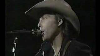 Dwight Yoakam - Down the Road chords