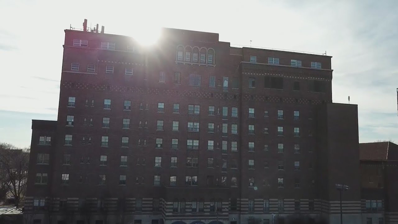 Politicians, workers seek accountability after sudden closure of St. Louis nursing home