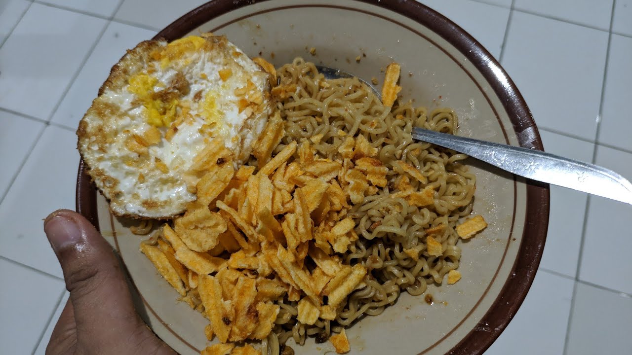 Hype Abis Begini Masak Indomie Goreng Chitato Youtube