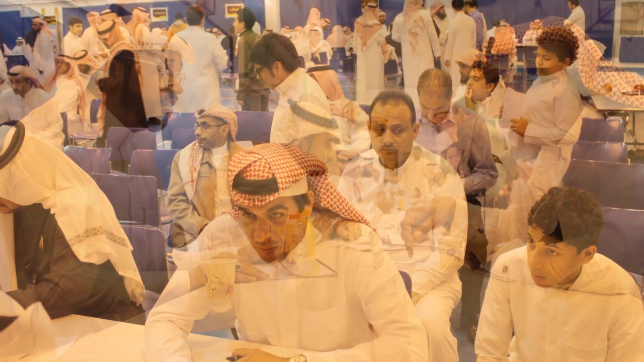 حفل تخريج الدفعة ( 52 ) لمدرسة الخبر الثانوية لعام 1438هـ ..لبرز أنشطة المدرسة