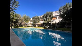 Townhouse in la Pobla de Vallbona For Sale 215,000 Euros