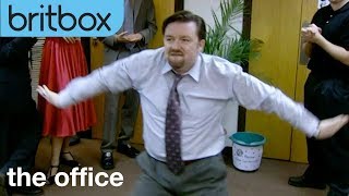 David Shows Off His Killer Dance Moves | The Office