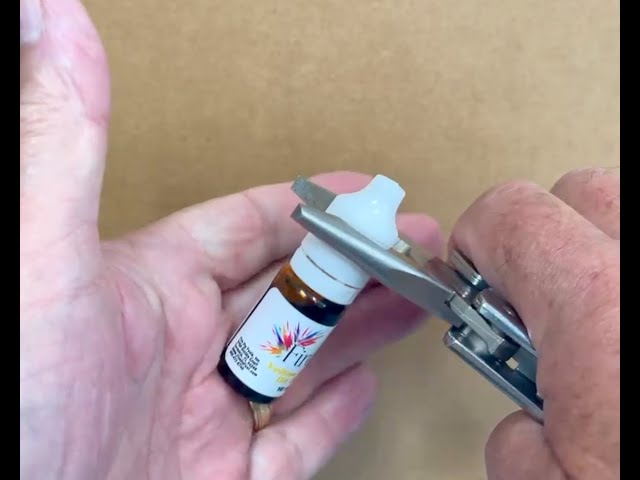 how to open elux vape juice How to Open Elux Legend Nic Salts