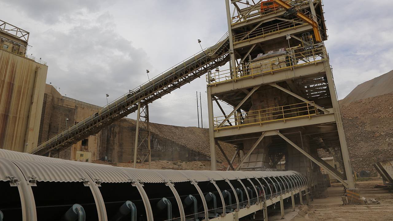 Gold Demand Is Expected to Pick Up in Q4, Bear Trade Is Overcrowded