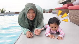 Aracelli Bermain Air Di Kolam Renang Bareng Kakak Keysha Sheena - Kids Playing In The Swimming Pool