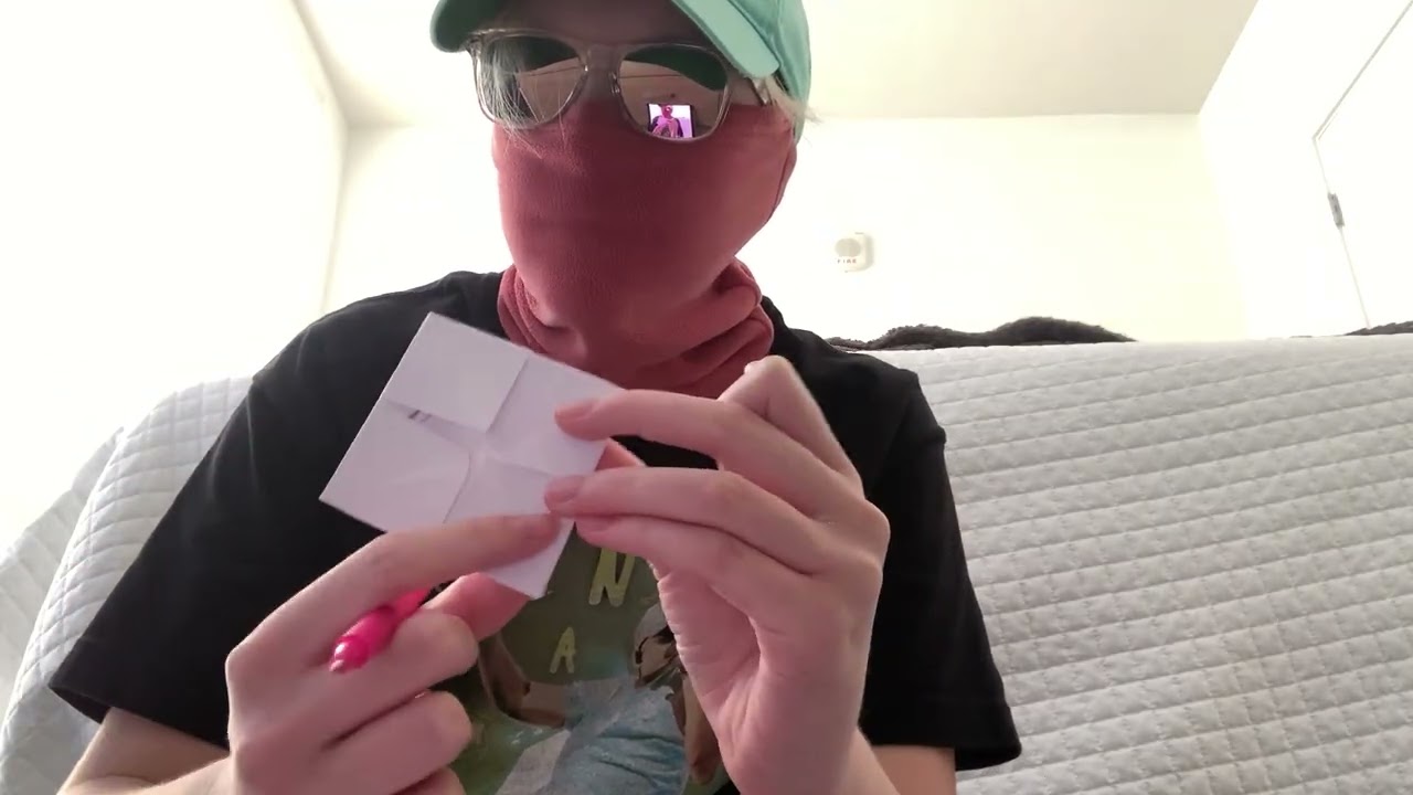 How to make a super cute and very easy fortune teller!😁