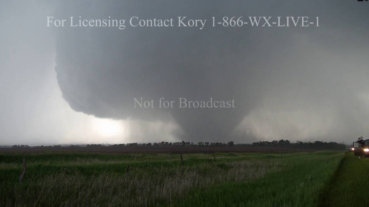 Solomon, KS Tornado May 25, 2016 YouTube