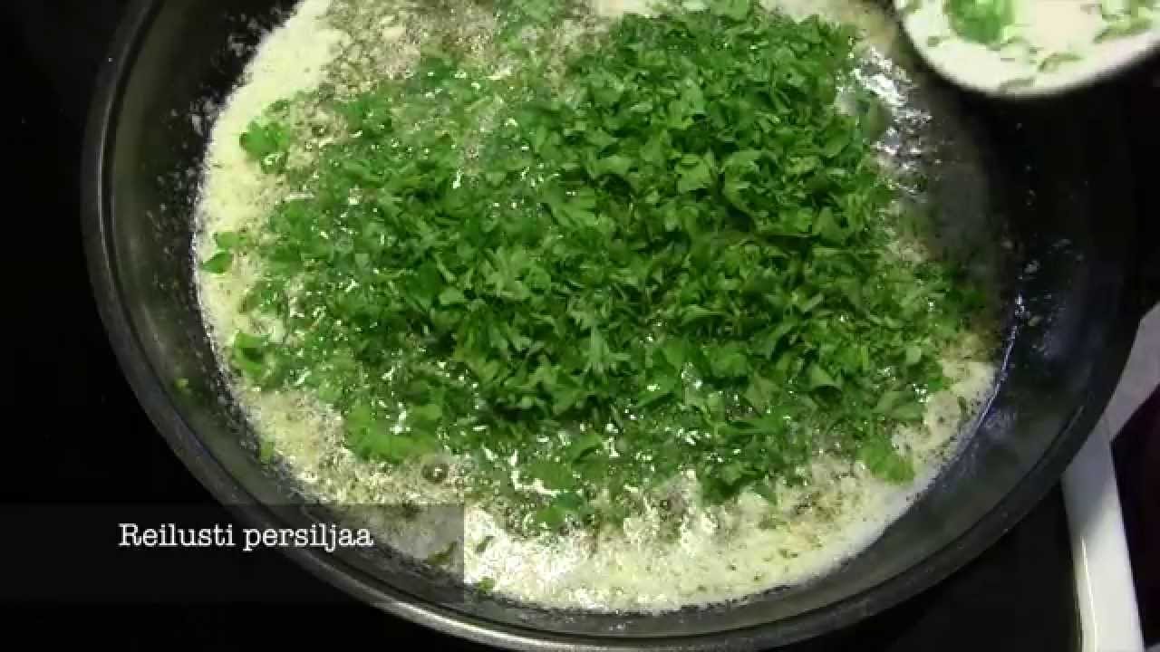 Sitruuna--persilja--voikastike pastalle