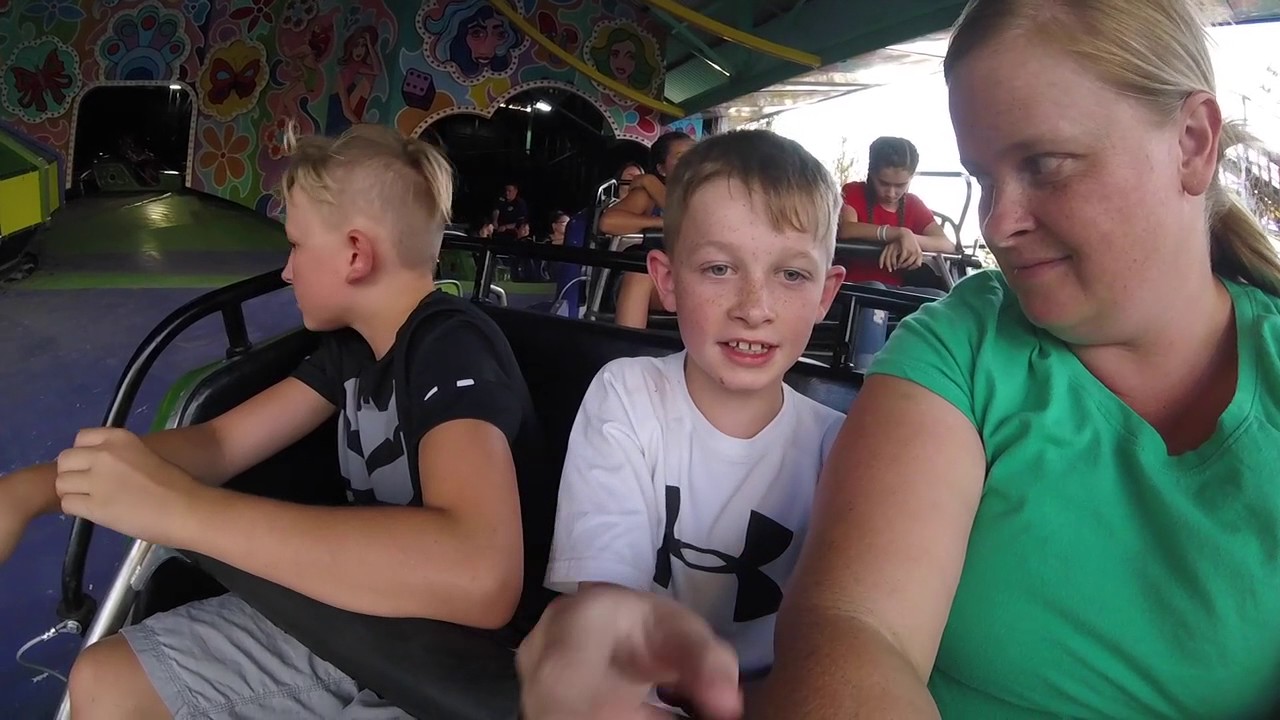 Cliffs music go round