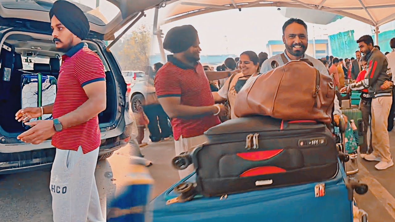 Mandeep ਭੈਣ ਤੇ ਭਾਜੀ ਆਏ india ਵਾਪਸ 🥳 guggu ਪੁਹੰਚਿਆ ਅੱਗੋ ਲੈਣ 🙏 #sandhuhoni22 #funnyvideo 