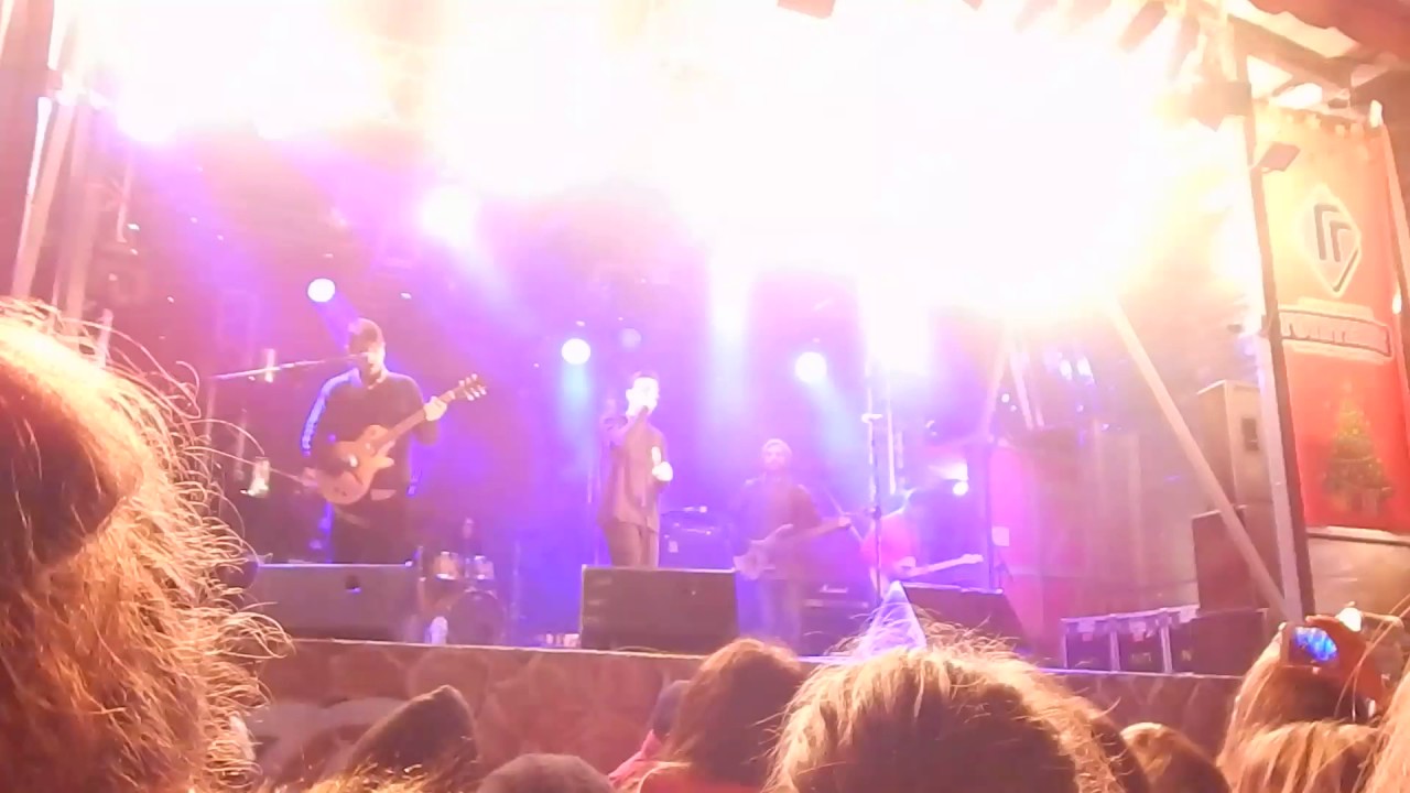 Ian stratis oneiroupoli live(24)