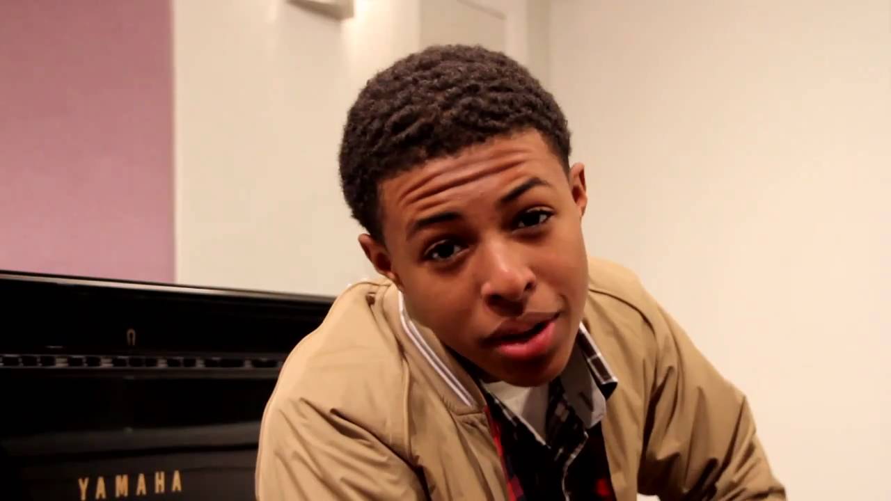 Obejrzyj illRoots Catch-Up: Diggy Simmons w YouTube Obejrzyj illRoots Catch-Up: Diggy Simmons w YouTube