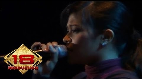 Cokelat - Jauh (Live Konser Safari Musik Indonesia)