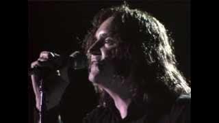 BOSTON  Living For You  2004 LiVE