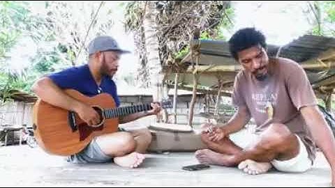 Sore tugu pancoran(iwan fals) cover:Izu