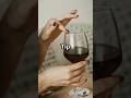 How to hold a cup like pro#HowToHoldACup  #LifeHacks#LearnSomethingNew#DailyLifeHacks#howtoguide