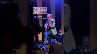 Tom Odell unplugged Zermatt new song and stay tonight at the guitar