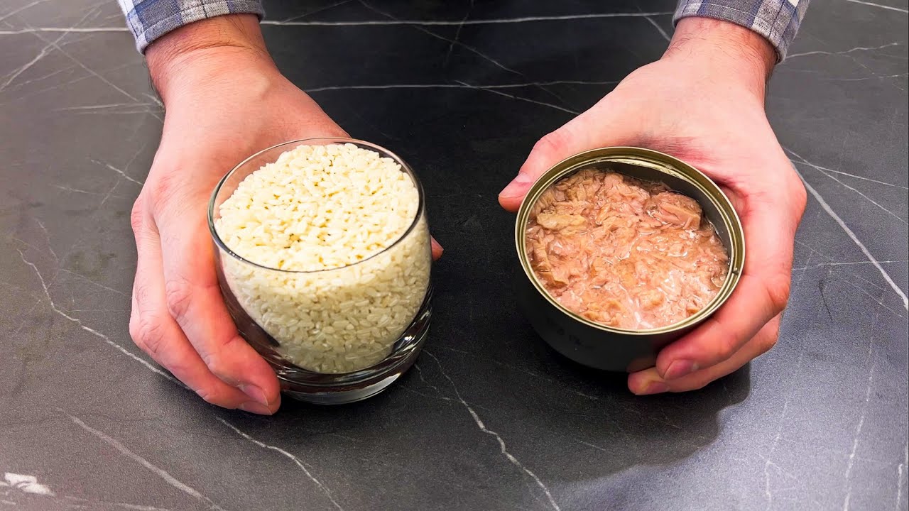 1 Tasse Reis Für Wieviele Personen Nehmen Sie 1 Tasse Reis und etwas Thunfisch! An dieses Rezept werden