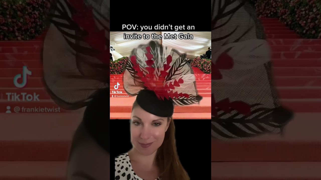 Met gala headpiece in honour of Karl Lagerfeld 