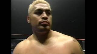 28 Mark Hunt vs Hiromi Amada K 1 World GP 2001 in Melbourne 16 06 2001 HD