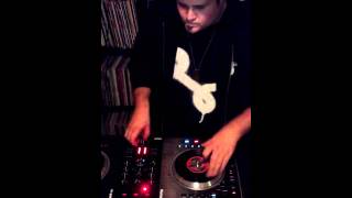 Scratching on Numark NS7 with DJ Silly Kid from On Point Records
