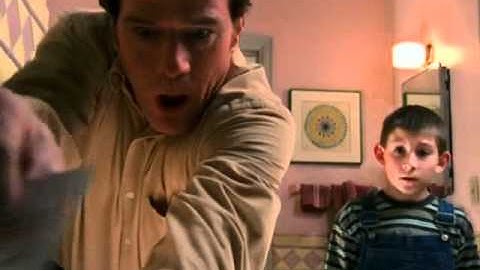 Malcolm in the Middle - spider scene s03e11